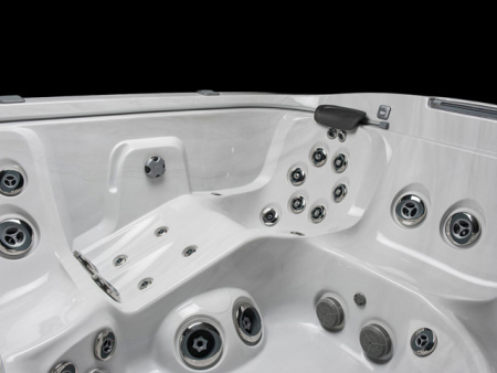 Спа бассейн Jacuzzi J-585 Спа бассейн Jacuzzi J-585